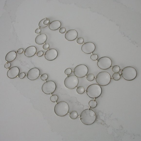 Circles Chain Necklace - Picture 3 of 4
